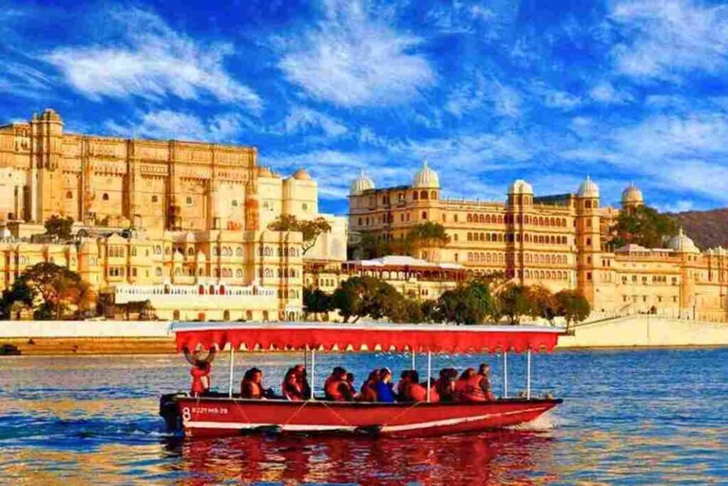 Boat Ride on Lake Pichola