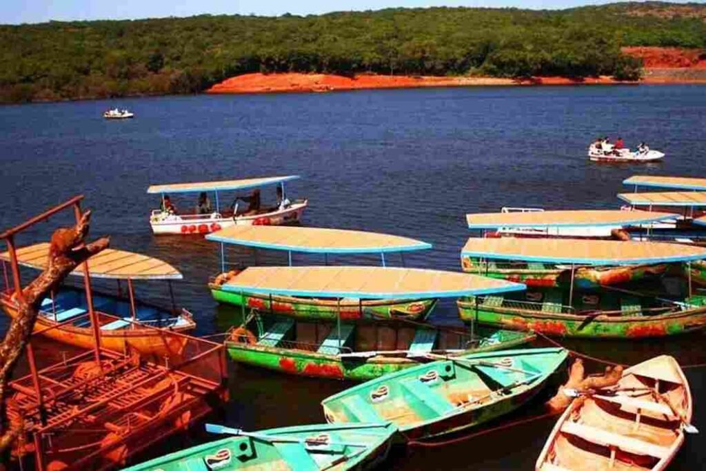 Boating at Venna Lake