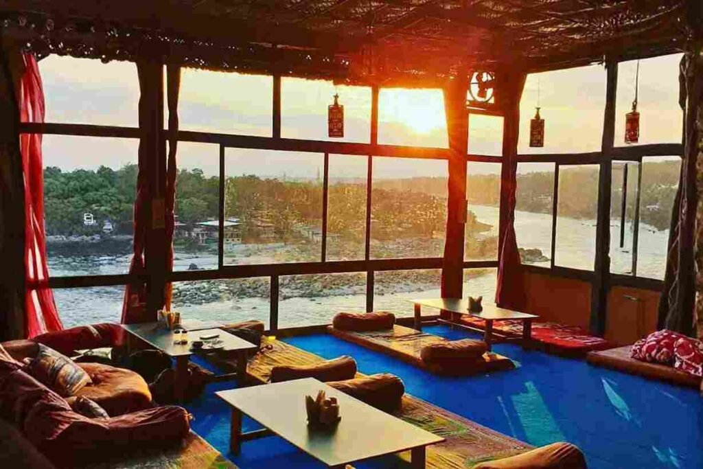 Cafes Near the Ganga