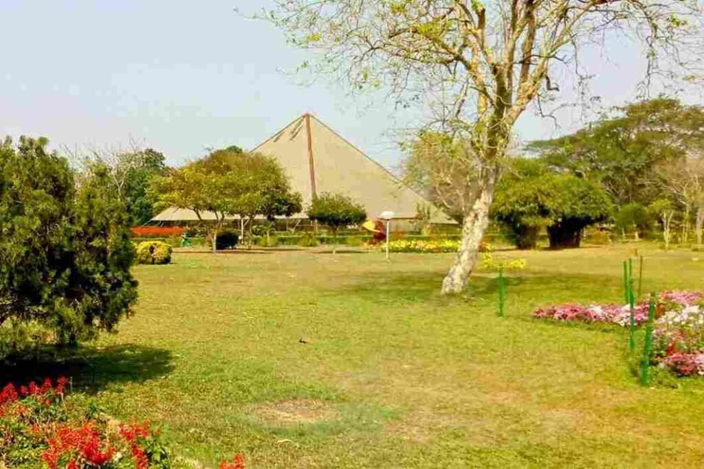 Ekamra Kanan Botanical Gardens