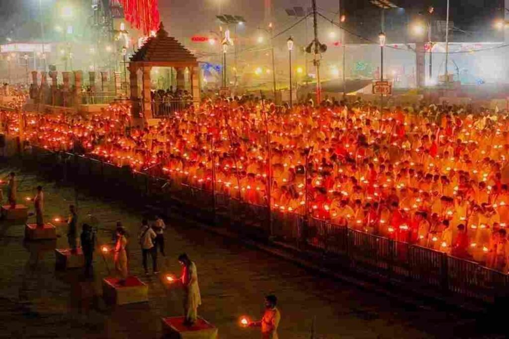 Evening Aarti at the Sarayu River