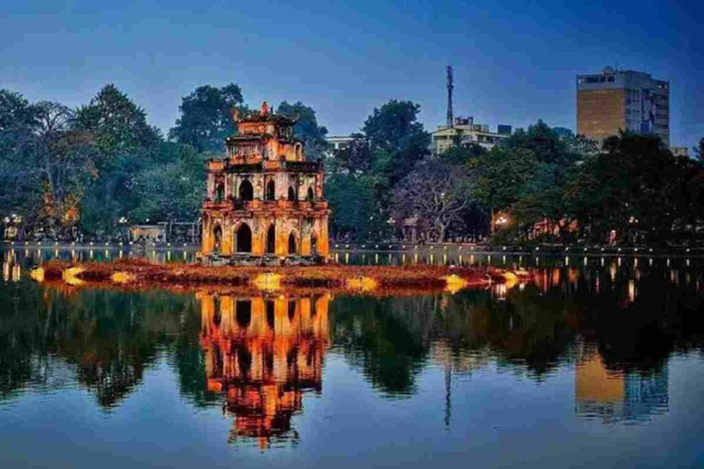 Hoan Kiem Lake