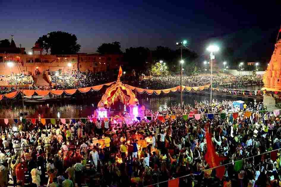 Kumbh Mela Atmosphere