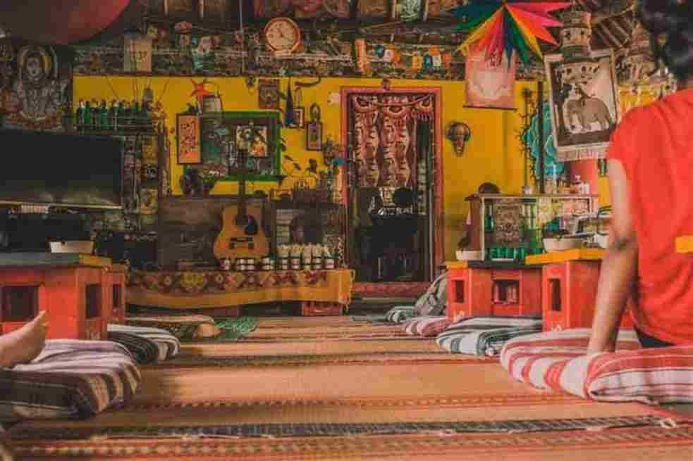 Local Cafés and Relax in hampi