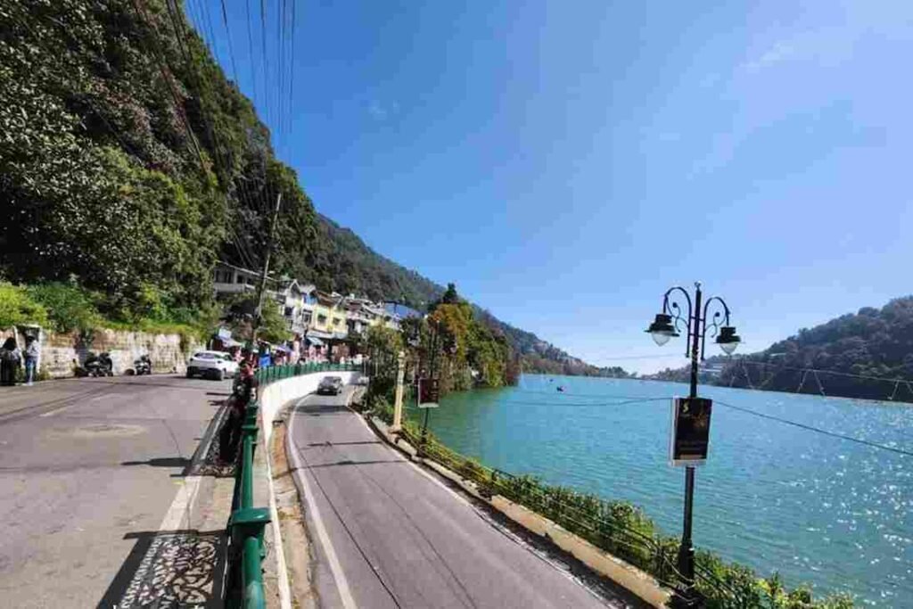 Mall Road Nainital